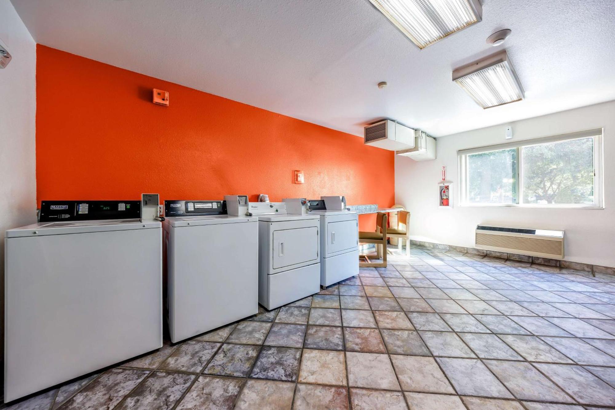 Motel 6-Seattle, Wa - Sea-Tac Airport South シータック エクステリア 写真
